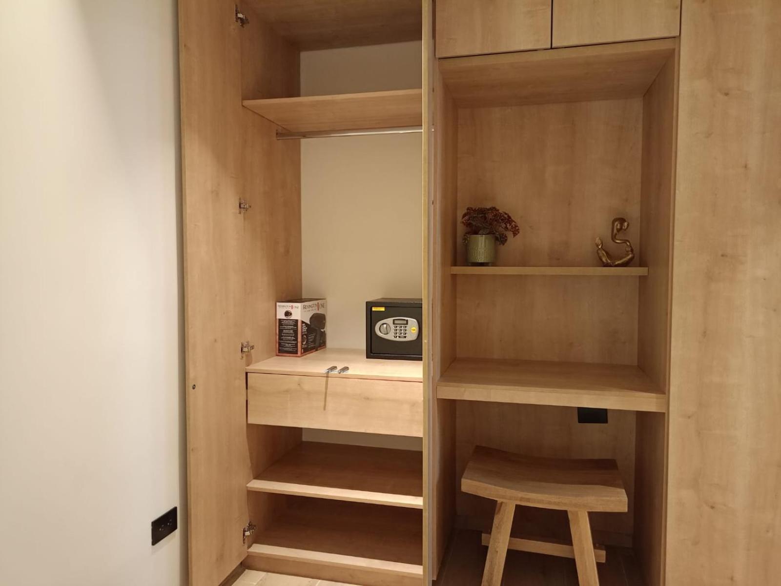 Casa Tokyo Manila By Xcay Home 메딜린 외부 사진